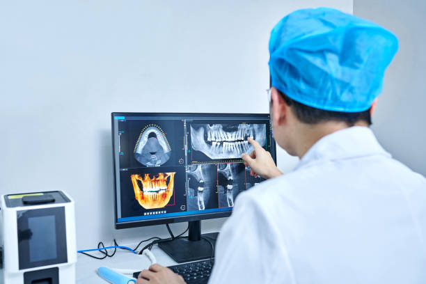 Best Broken or Cracked Tooth Emergency Dentist in Staples, CT